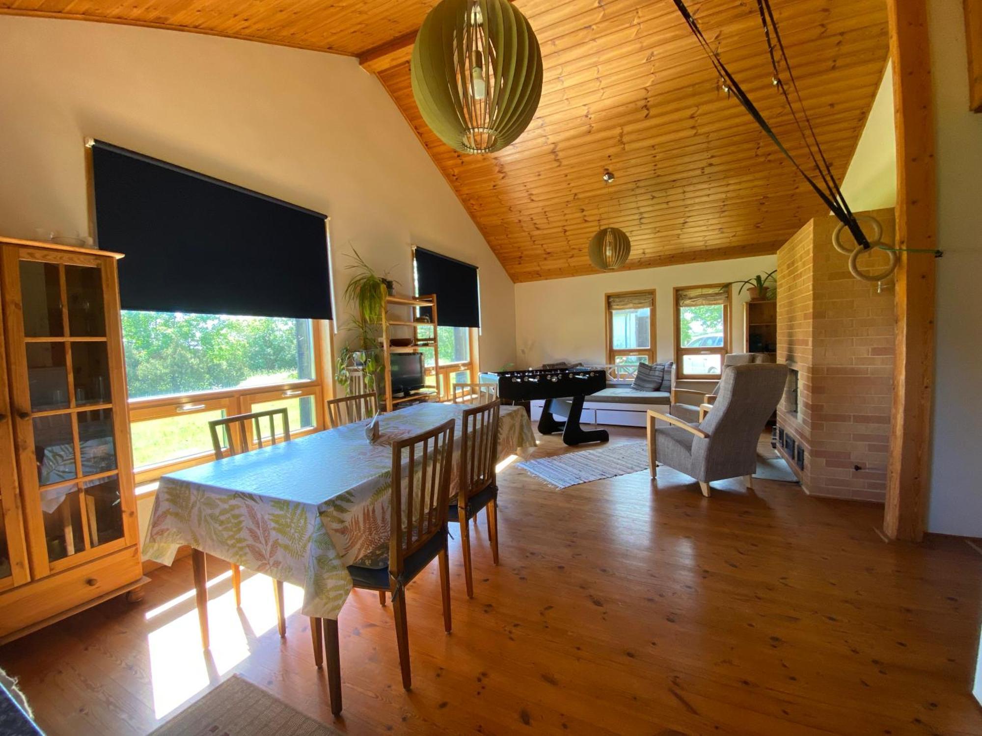 Kasteheina Kodu Guest House Voka Bagian luar foto